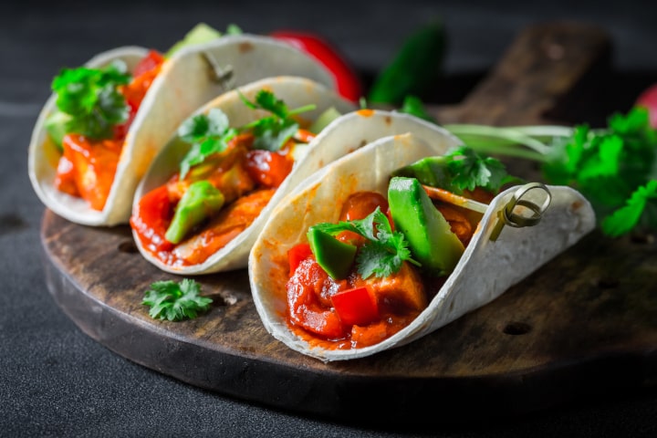 リーンキャンバス事例：ロス・タコス・アスーレスに学ぶ！起業アイデアを形にする方法